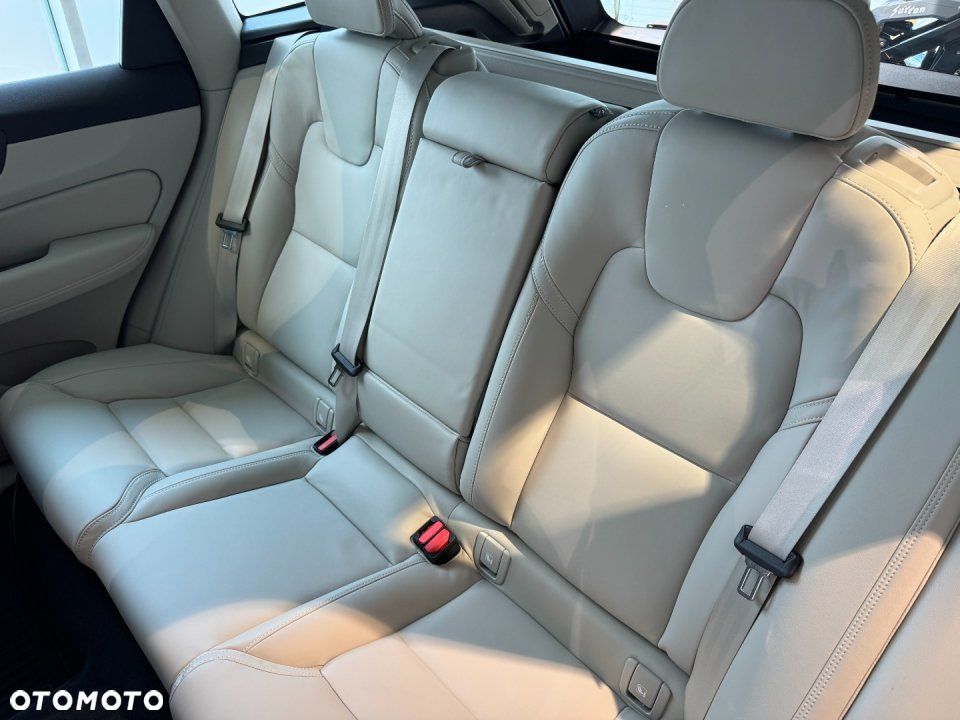 Volvo XC 60 - 9