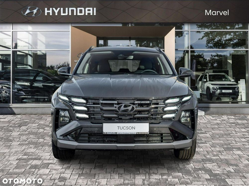 Hyundai Tucson - 2