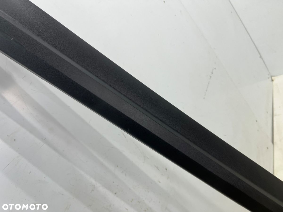 Nakładka progu Seat Arona 17r.- LEWA listwa progowa zewnętrzna 6f9853851 - 12