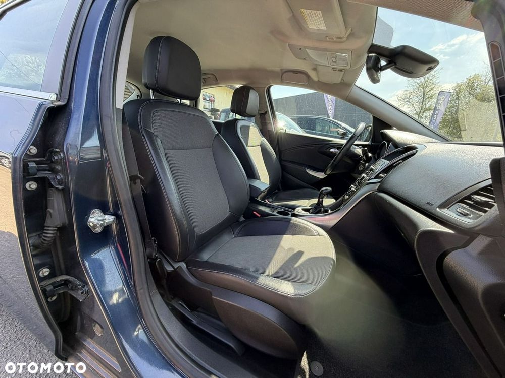 Opel Astra 1.4 Turbo Innovation - 27