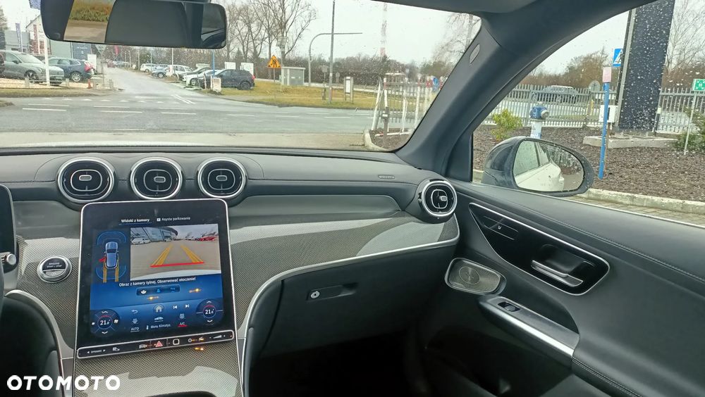 Mercedes-Benz GLC - 13