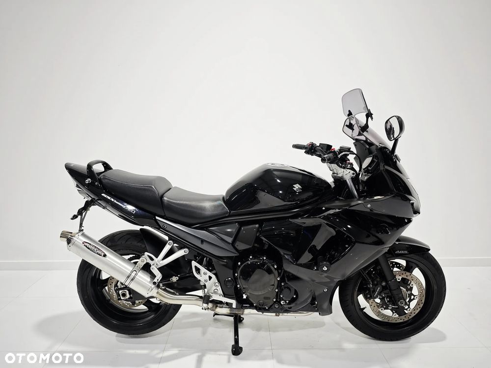 Suzuki GSX - 1