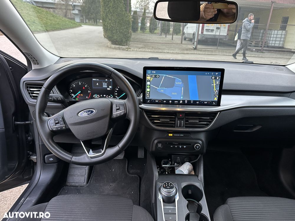 Ford Focus 1.5 EcoBlue 8AT Titanium - 9