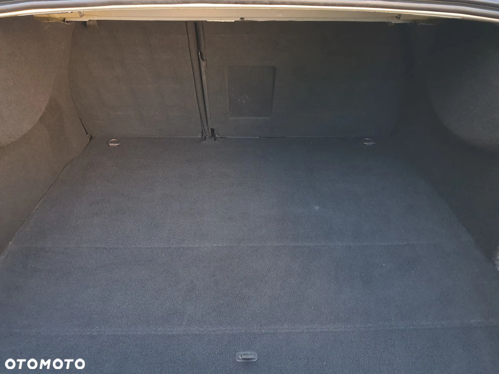 Citroën C5 2.0 HDi Confort Equilibre Navi - 38