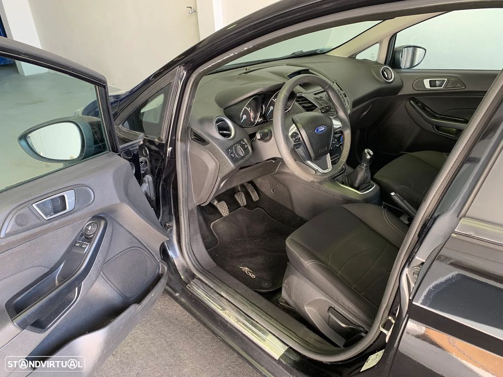 Ford Fiesta 1.0 EcoBoost S&S Titanium - 5