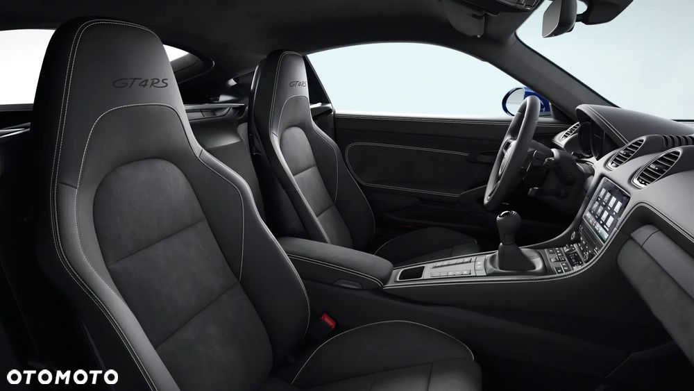 Porsche 718 Cayman GPF GT4 RS PDK - 4