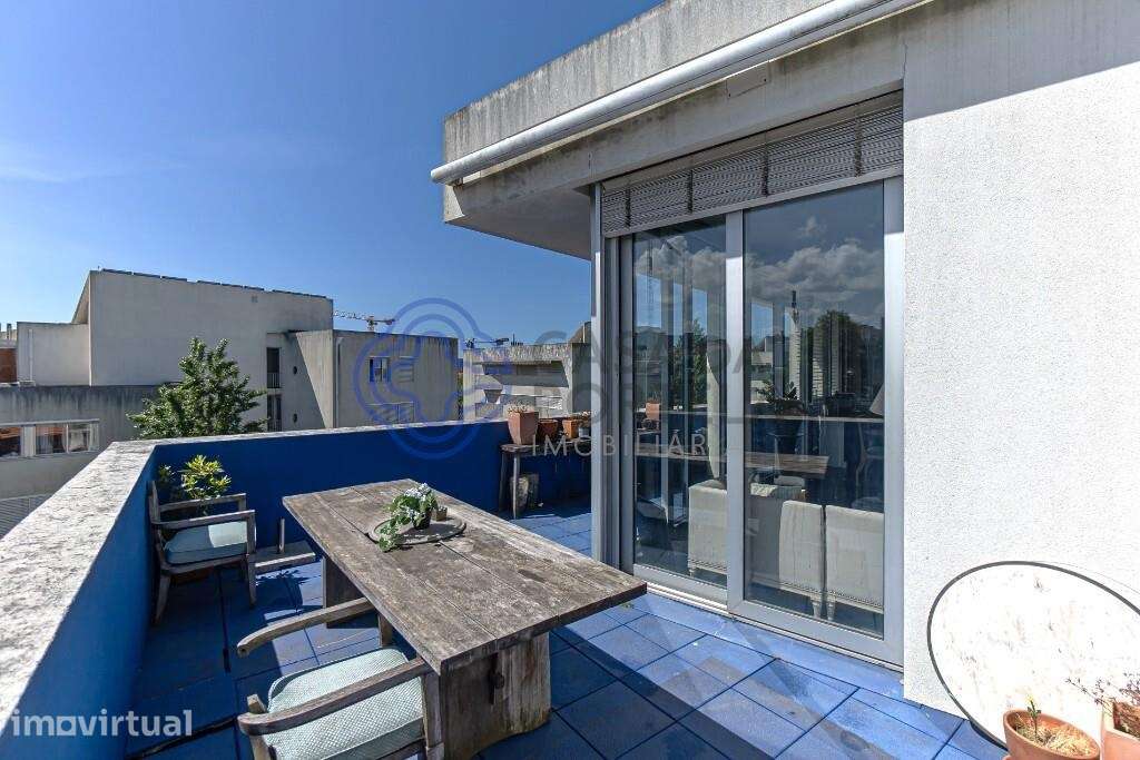 Excelente apartamento T5 rua de Serralves !Penthouse ! Terraço , 4 lug - Grande imagem: 2/44