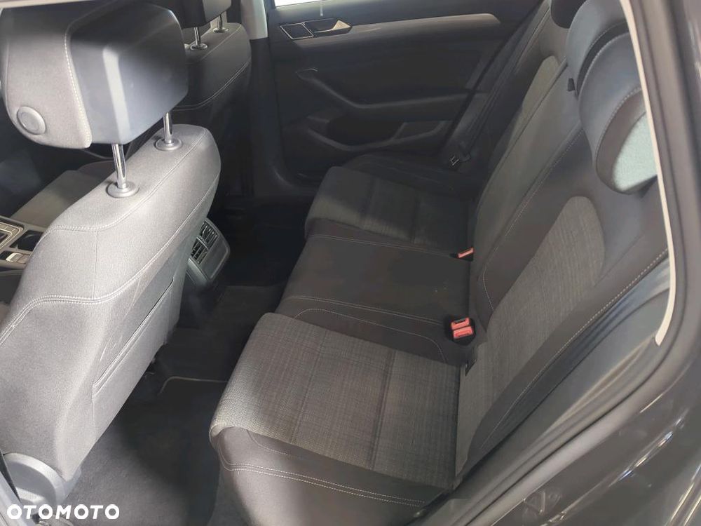 Volkswagen Passat 1.5 TSI EVO Business DSG - 8