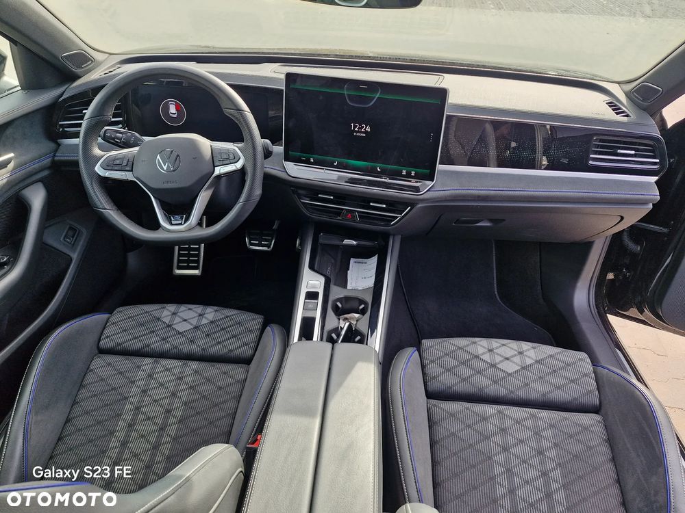 Volkswagen Passat - 21