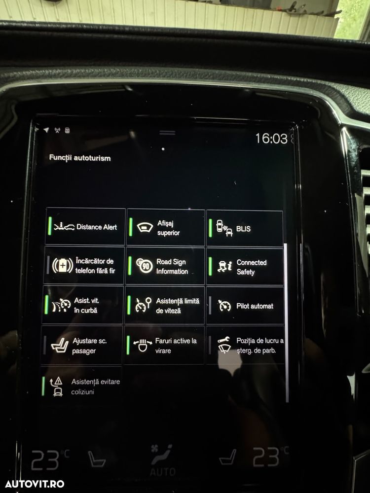Volvo XC 90 T8 AWD Recharge Geartronic RDesign - 16