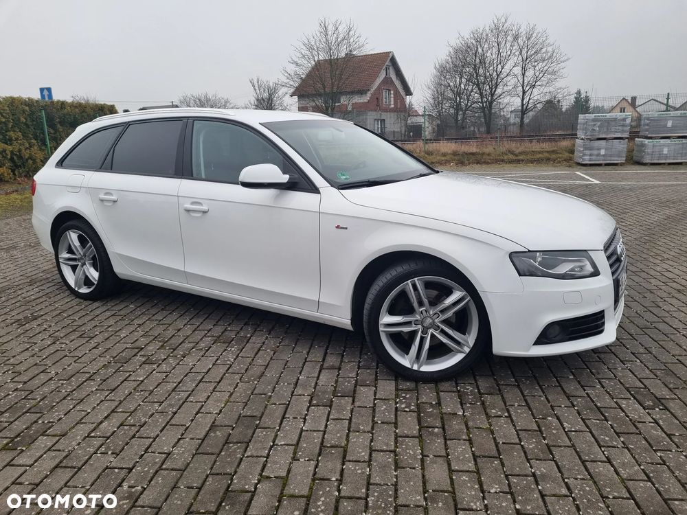 Audi A4 Avant 2.0 TDI DPF Ambiente - 13