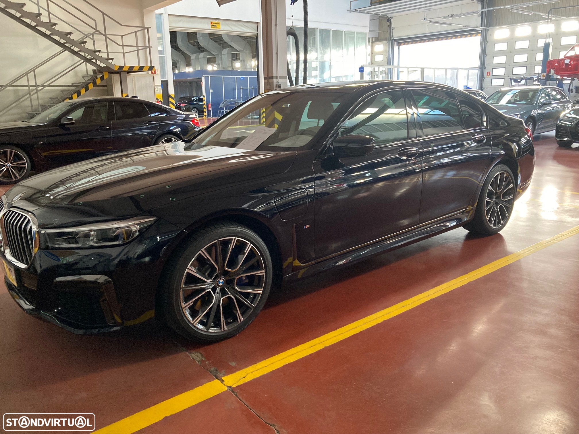 BMW 745 e iPerformance Pack M Auto - 4