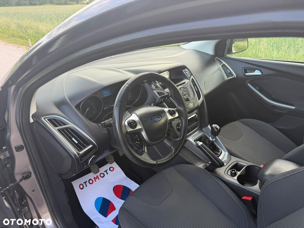 Ford Focus - 20