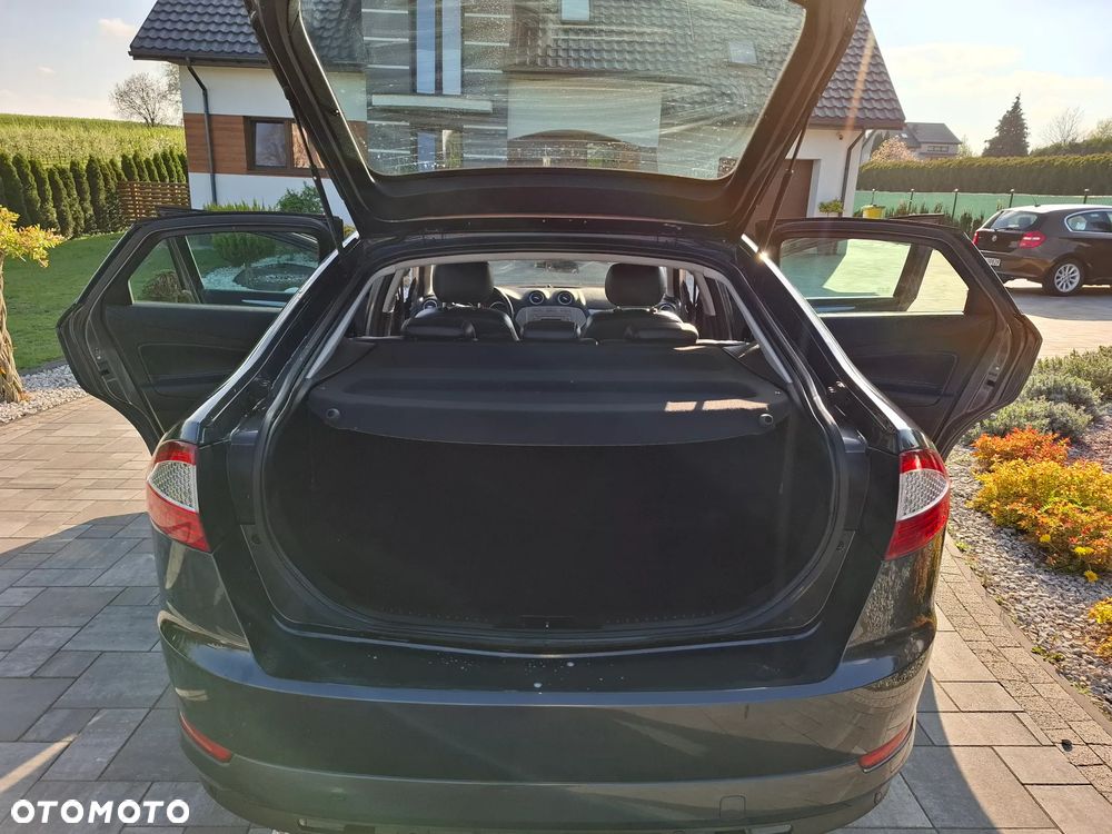 Ford Mondeo 1.8 TDCi Ambiente - 21