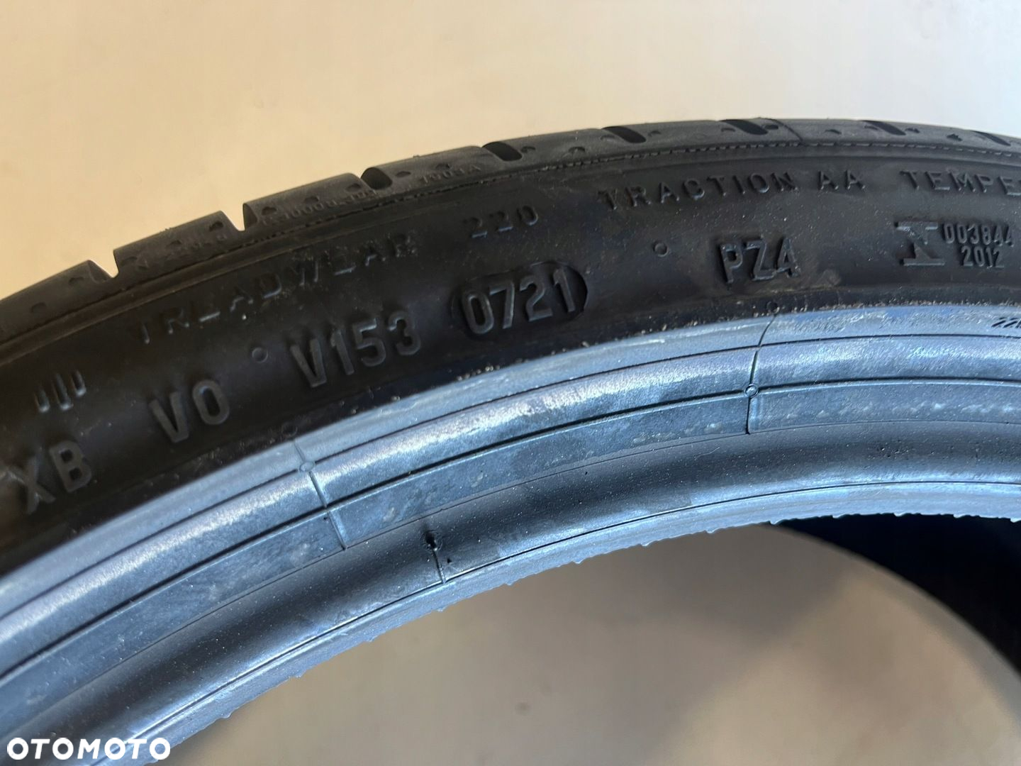 OPONA LETNIA PIRELLI P ZERO 235/35/19 91Y XL DEMO 2021R - 7
