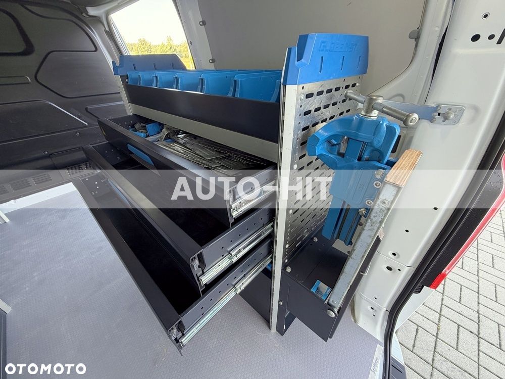 Ford Transit - 23
