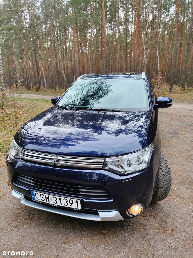 Mitsubishi Outlander - 19