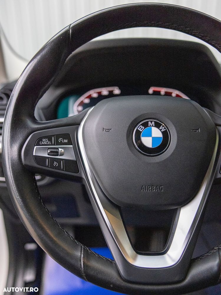 BMW X3 xDrive20d AT xLine - 13