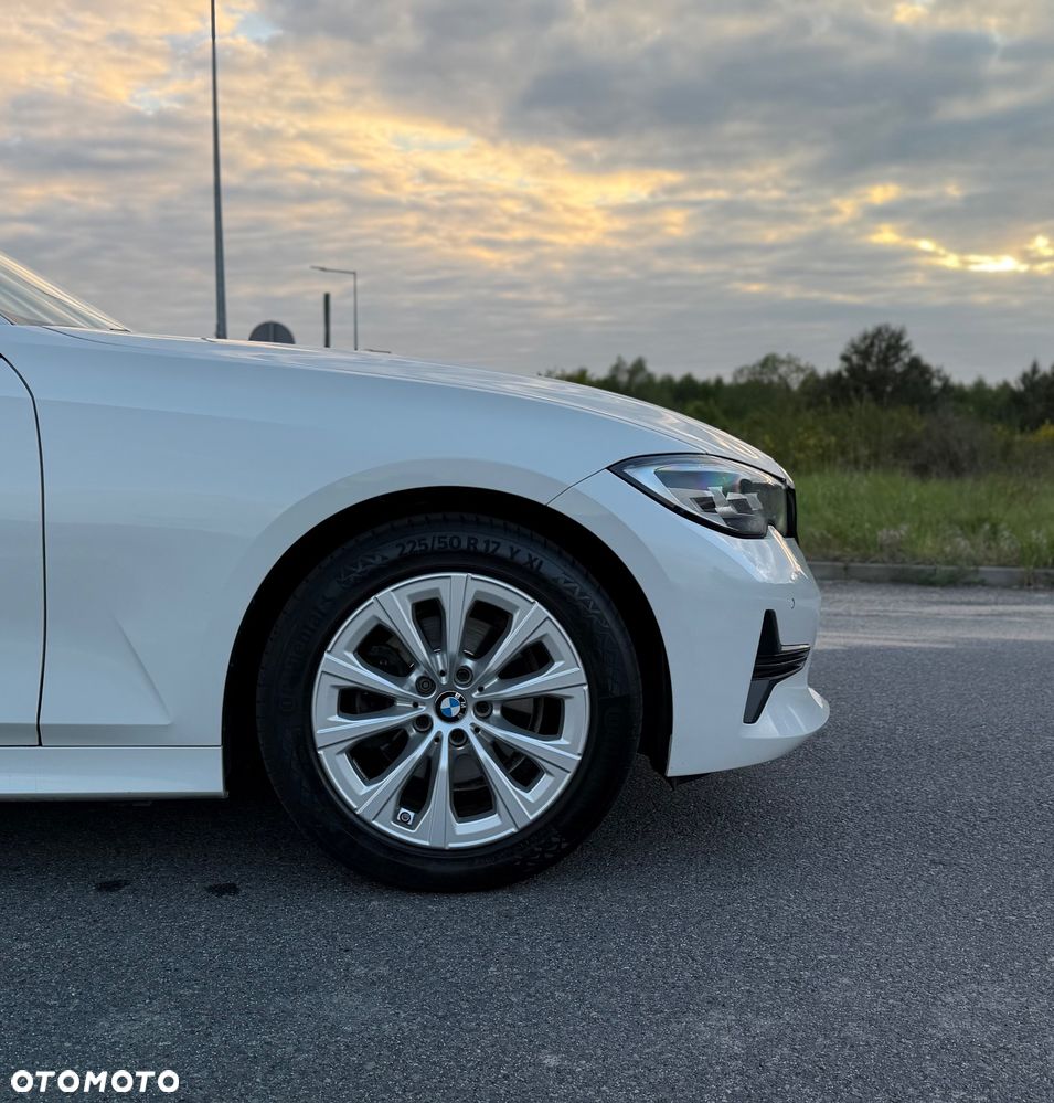 BMW Seria 3 320d MHEV Sport Line - 19