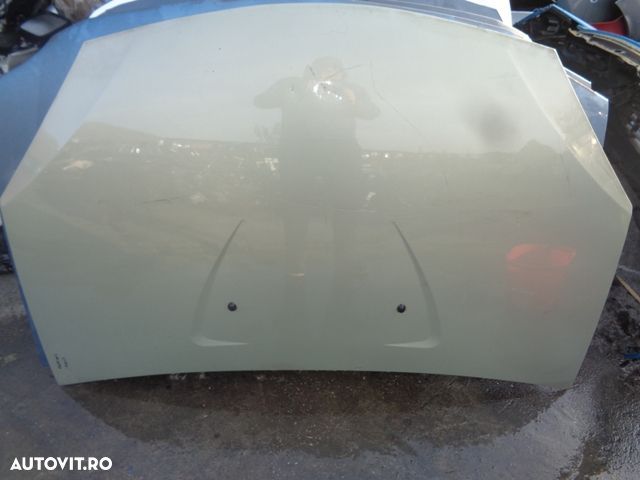 Vand capota fata Dacia Sandero din 2004-2010 fara rugini putin lovita - 1