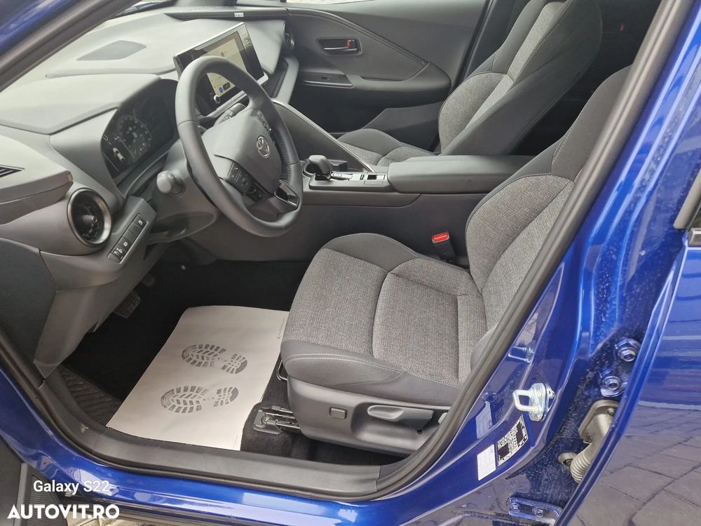Toyota C-HR - 10