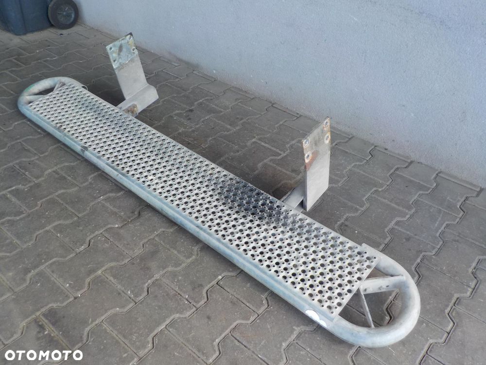CRAFTER SPRINTER W906 BELKA STOPIEŃ ZDERZAK TYŁ - 3