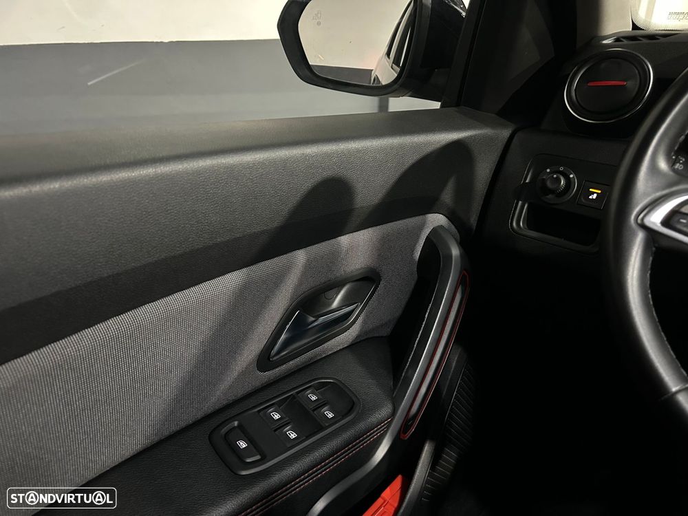 Dacia Duster 1.3 TCe SL Adventure - 36