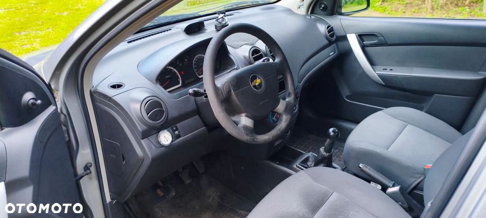 Chevrolet Aveo 1.2 16V Base - 7