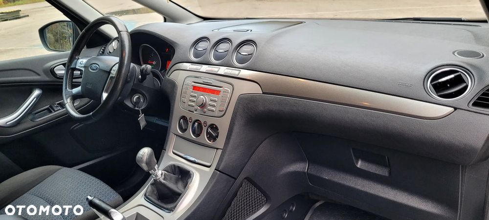 Ford S-Max - 7