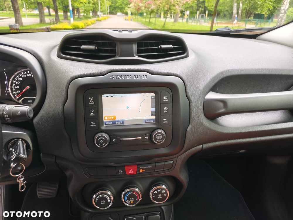 Jeep Renegade 1.4 MultiAir DSG Longitude - 28