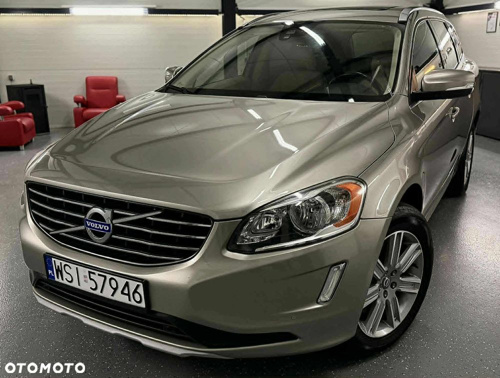 Volvo XC 60 T6 AWD Geartronic Momentum - 2