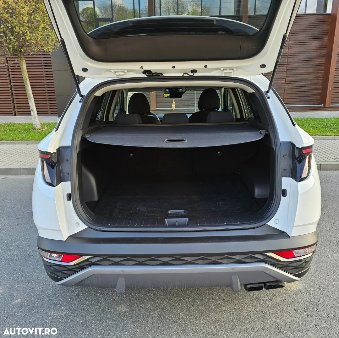 Hyundai Tucson 1.6 CRDi 48V-Hybrid 2WD DCT Select - 11