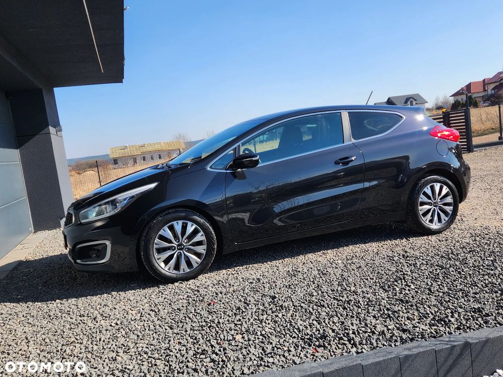 Kia Ceed 1.6 CRDi Spirit - 25