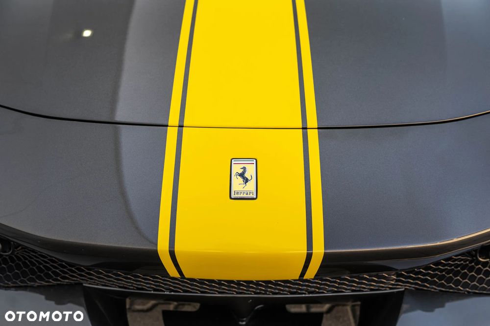 Ferrari 296 GTB - 10