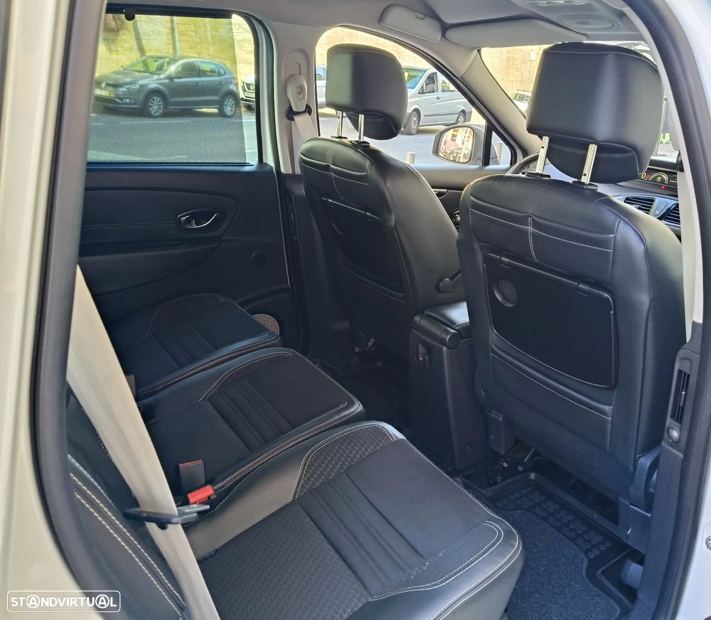 Renault Grand Scénic 1.5 dCi Bose Edition SS - 24