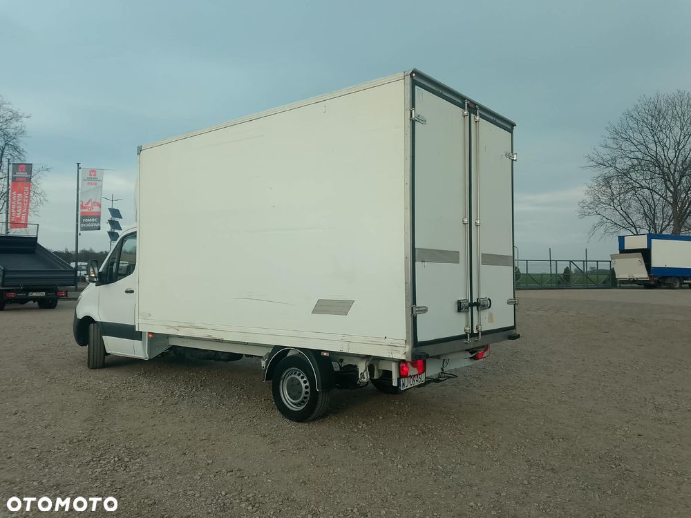 Mercedes-Benz Sprinter - 3