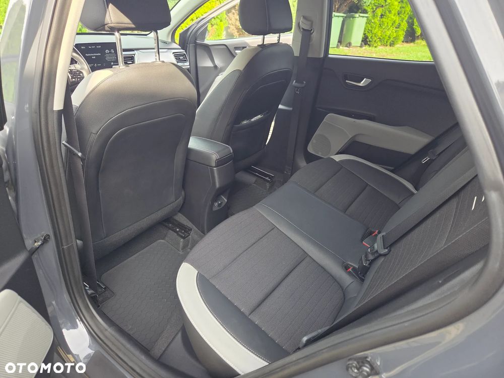 Kia Stonic 1.0 T-GDI MHEV L Business Line DCT - 17