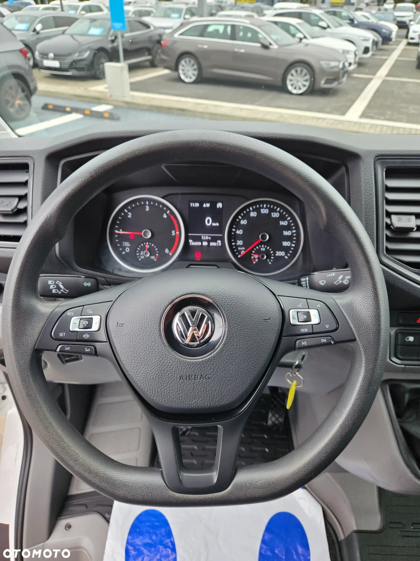 Volkswagen Crafter - 13