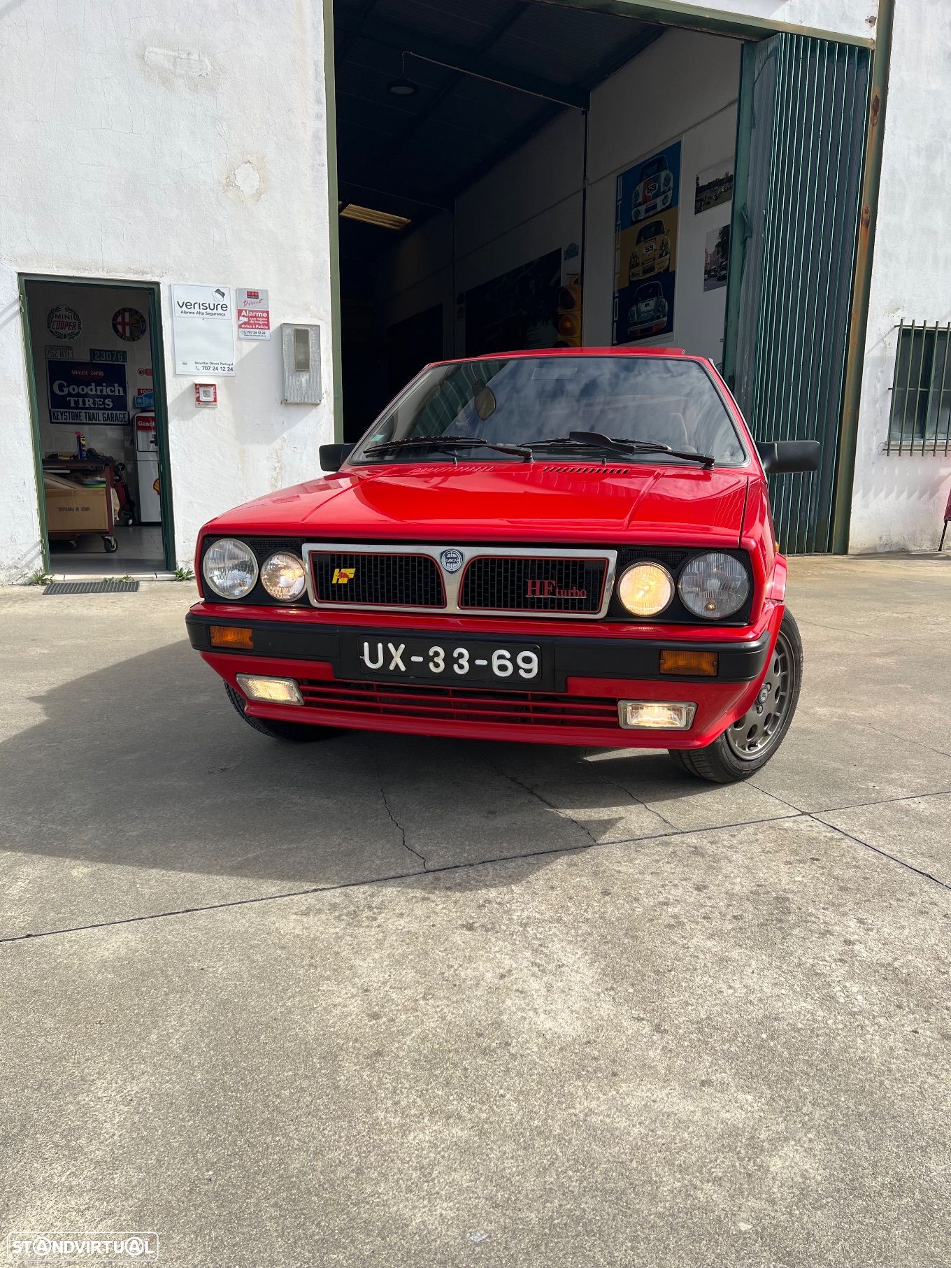 Lancia Delta 1.6 HF Turbo - 1