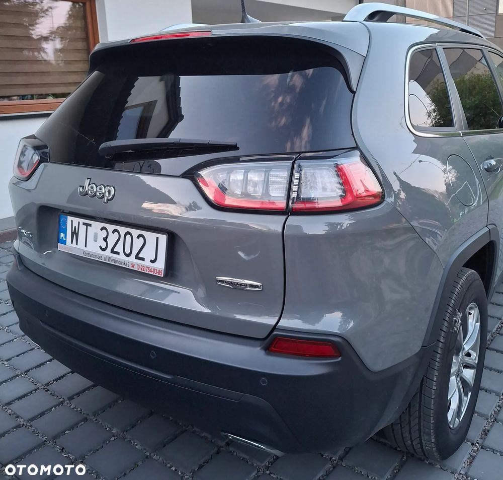 Jeep Cherokee - 11