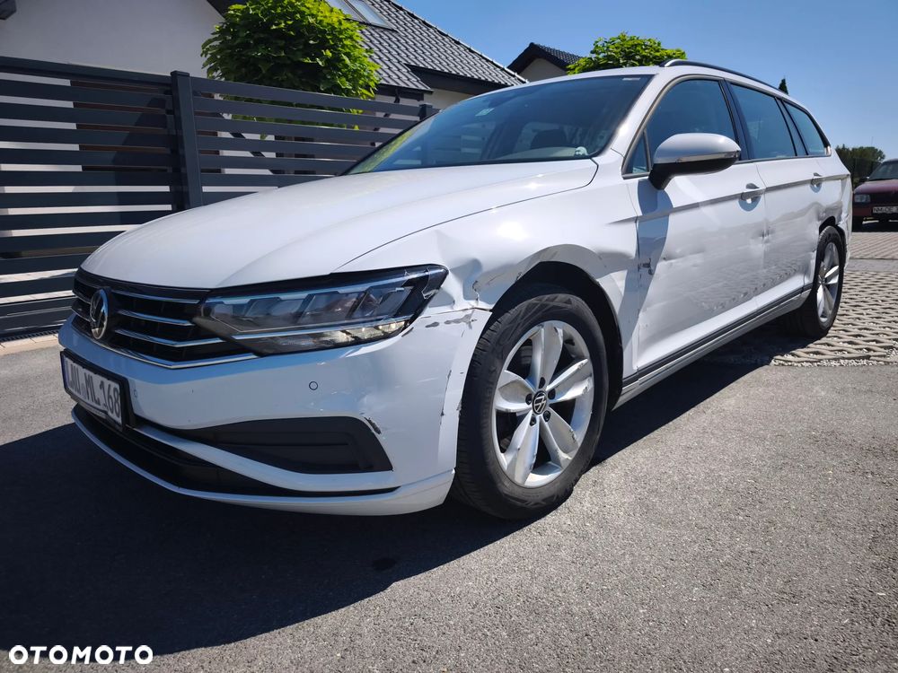 Volkswagen Passat 1.5 TSI OPF DSG Conceptline - 23