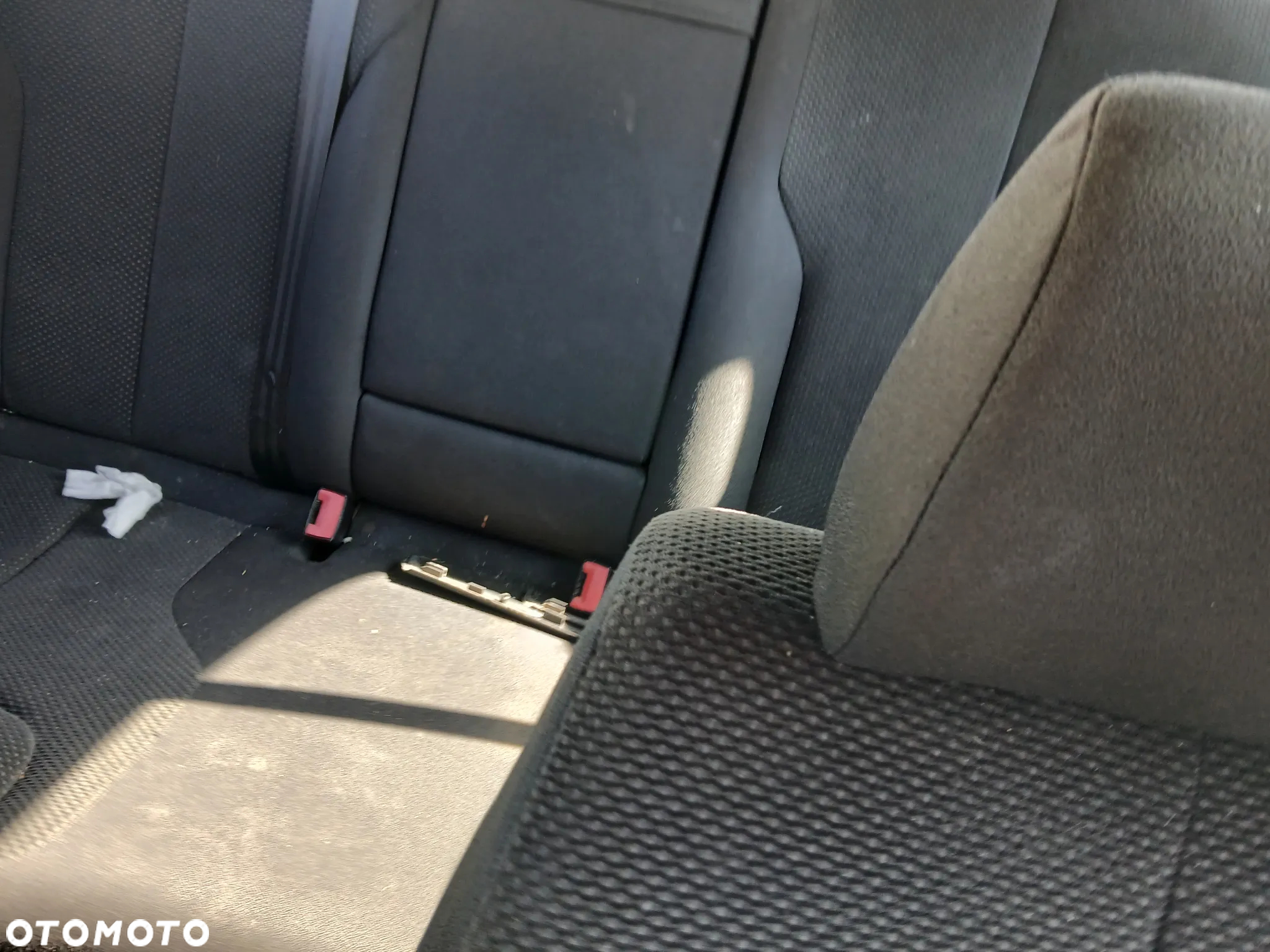 volkswagen passat B6 LC8Z fotel fotele kanapa deska kokpit podsufitka boczek boczki klamka - 7