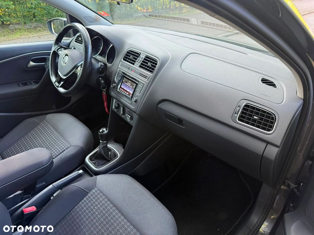 Volkswagen Polo 1.2 TSI Blue Motion Technology Lounge - 9