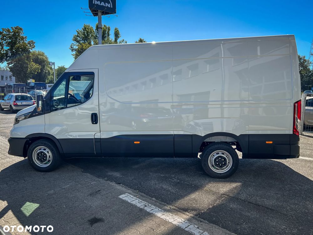Iveco Daily 35S18H V - Furgon L3H2 silnik 3.0 180 KM Dostępny od ręki GSC Gorzów - 10