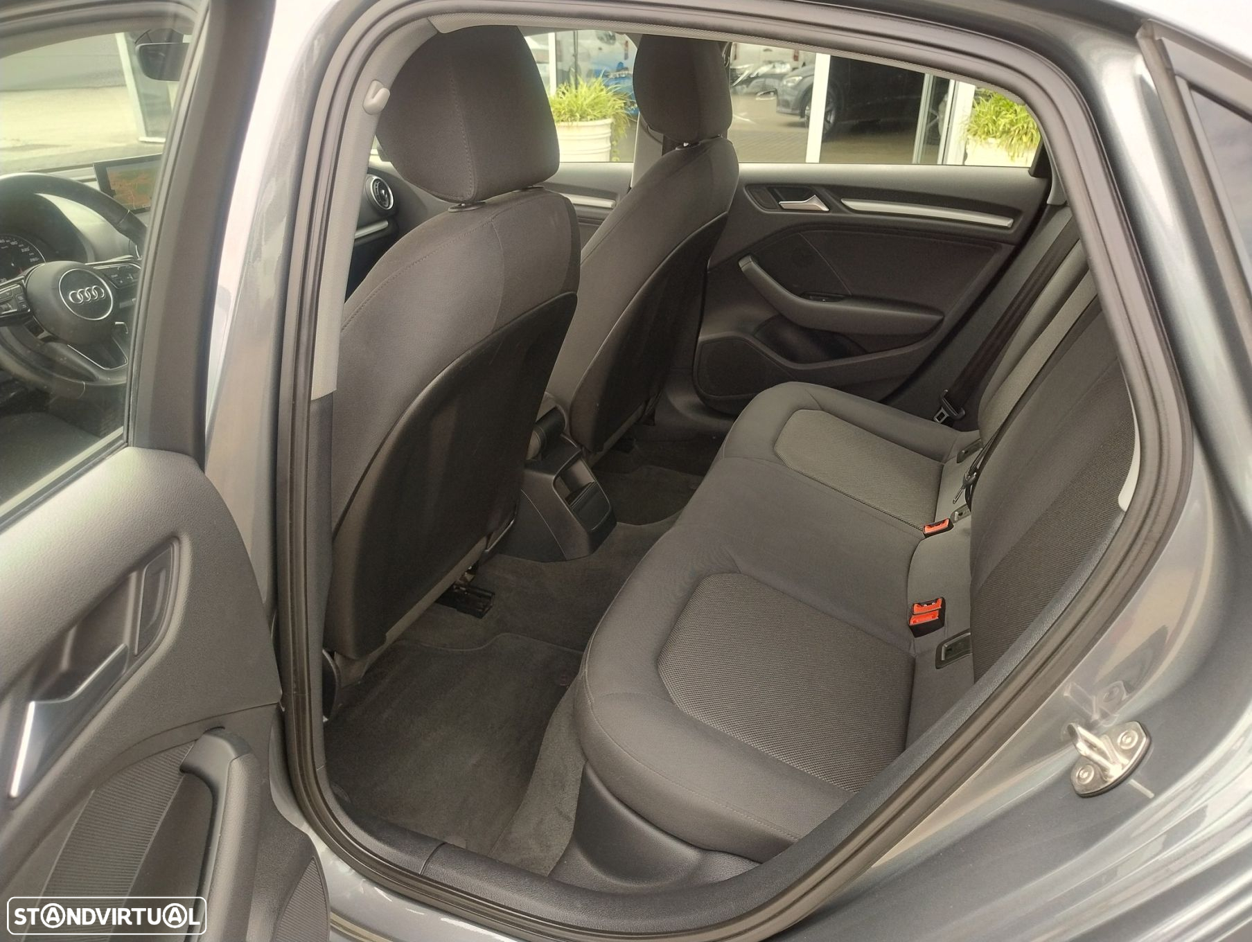 Audi A3 Limousine 30 TDI Design - 14