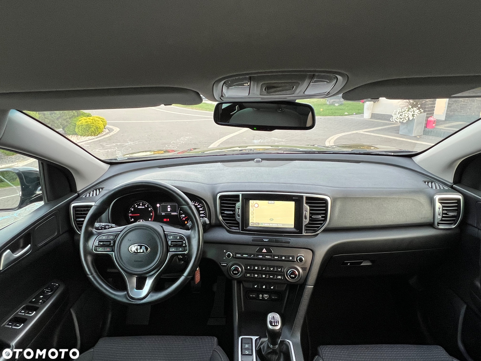 Kia Sportage 1.6 T-GDI L Business Line Plus 2WD - 29