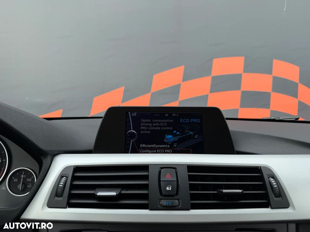 BMW Seria 3 320d Efficient Dynamics Edition Blue Perf. - 15