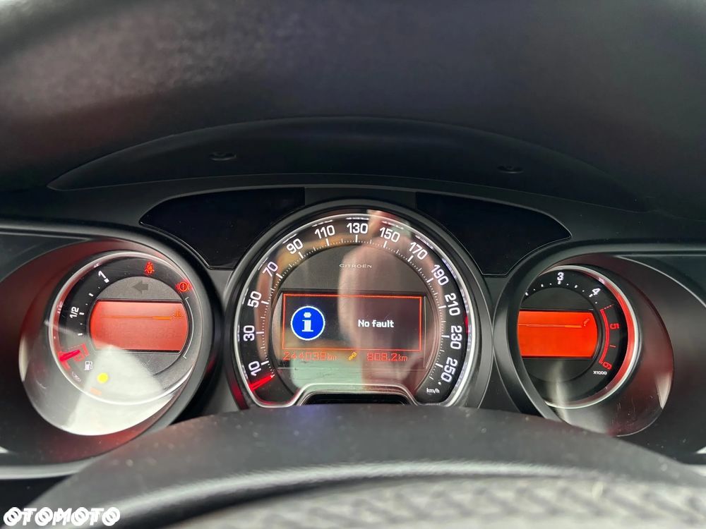 Citroën C5 2.0 HDi Exclusive - 16