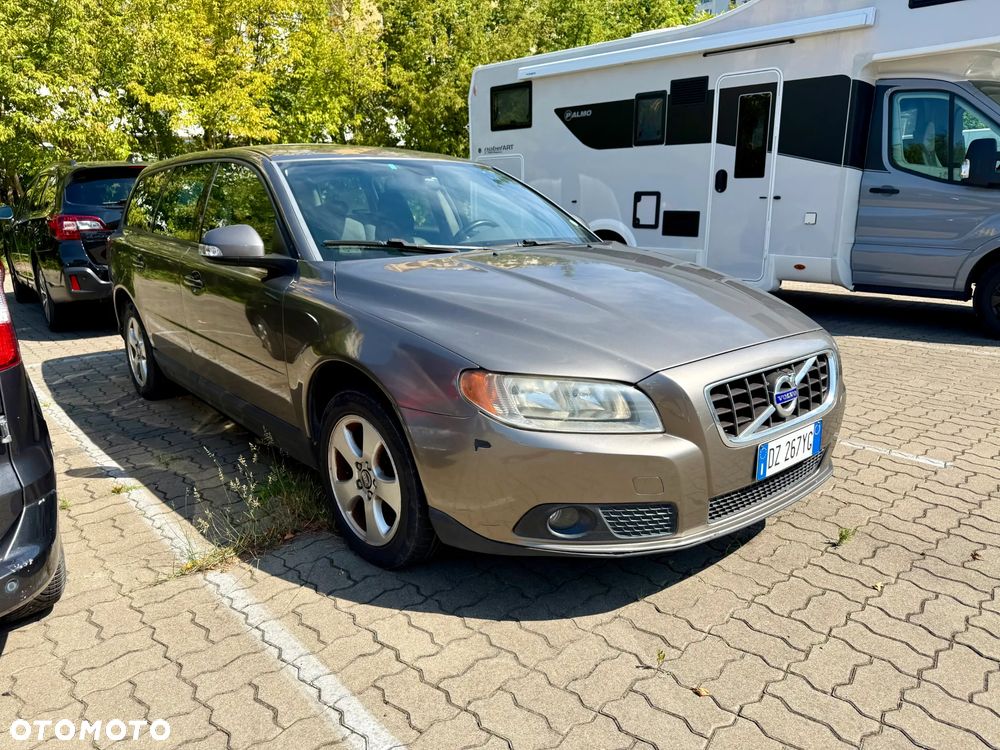 Volvo V70 2.0D Kinetic - 3