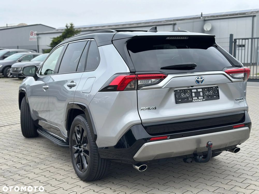Toyota RAV4 - 4